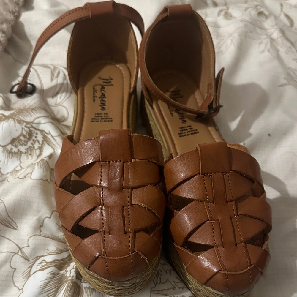 Musse & Cloud Tan Leather Espadrilles